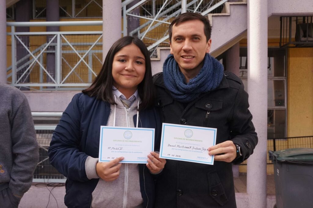 Dos cursos de Enfermería lideran la asistencia escolar