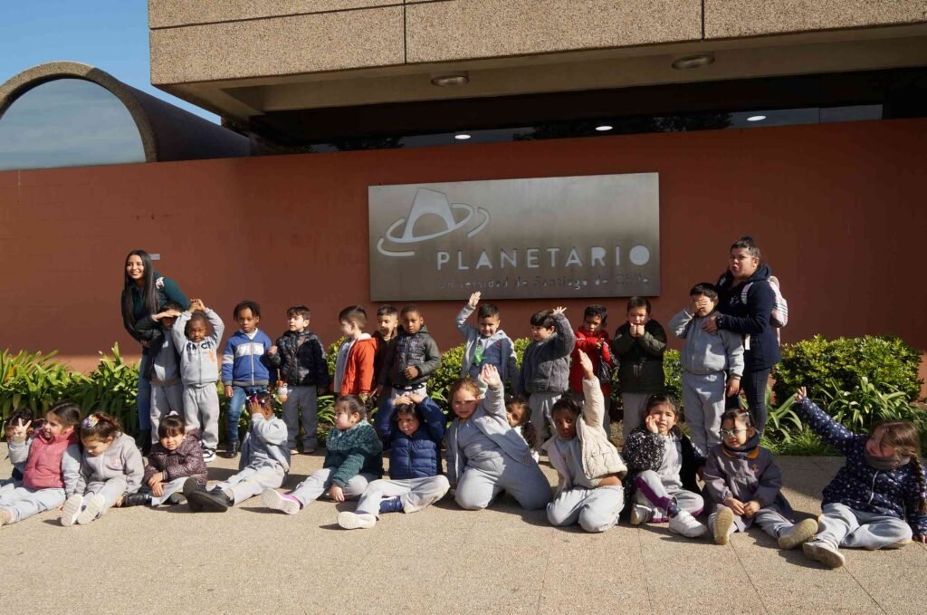 Prekinder «A» visitó al Planetario para conocer más sobre el universo