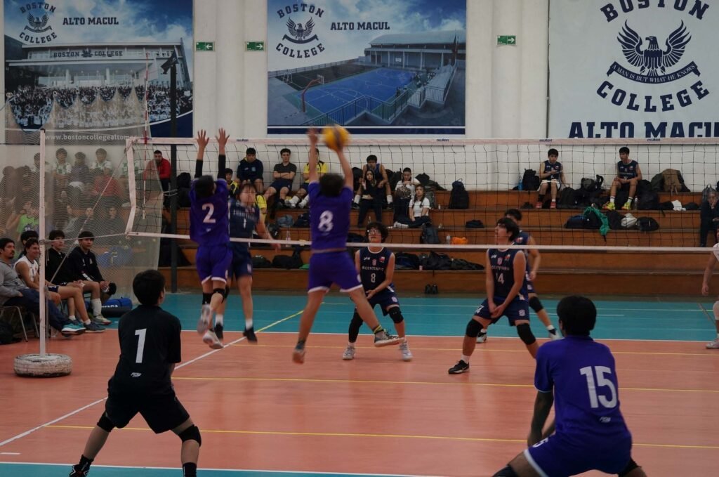 Selección de voleibol presente en la Copa Interescolar MQV